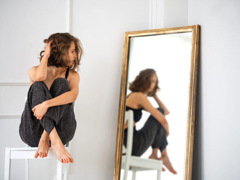 Understanding the Link Between OCD and Narcissism